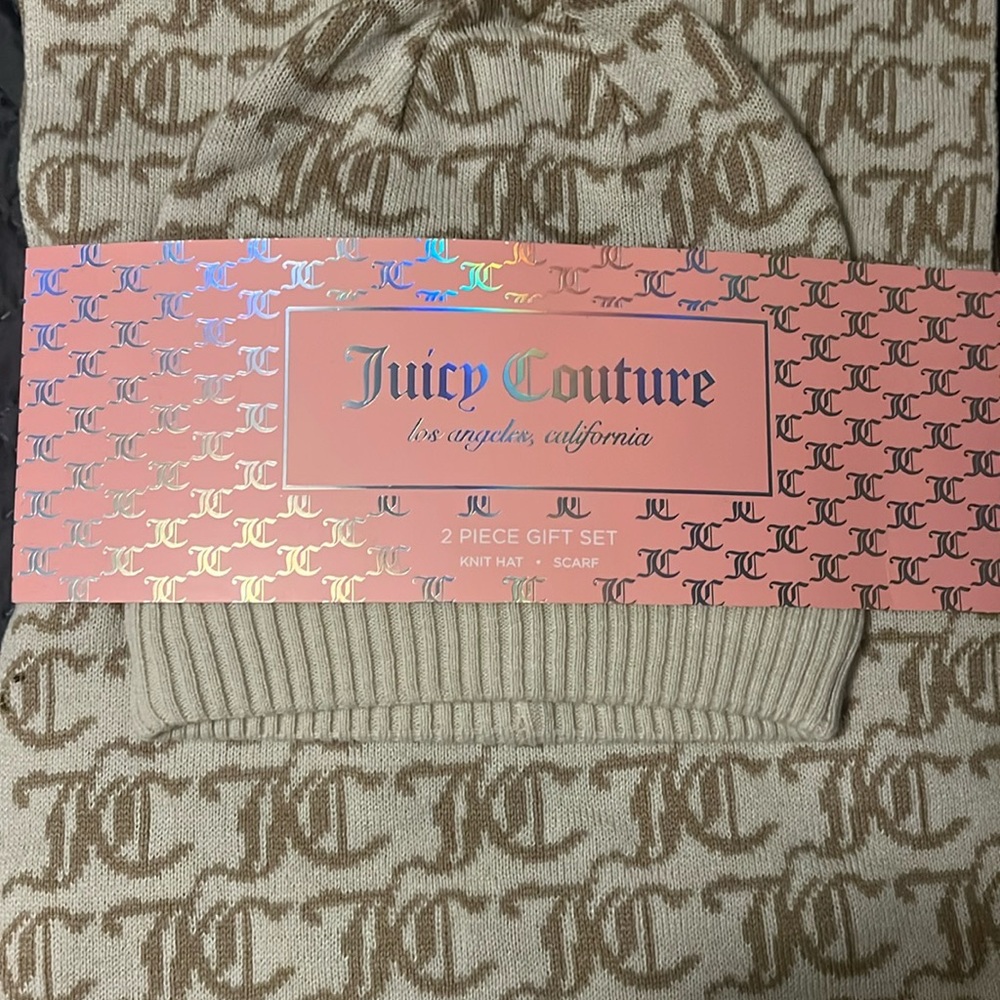 Cream and tan Juicy Scarf hat set